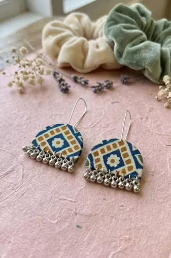 Multi color handcraft earrings
