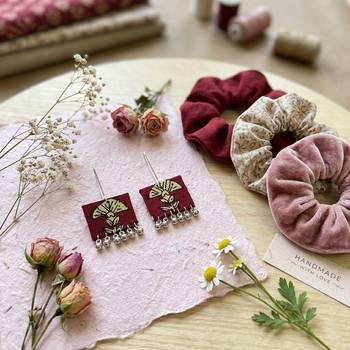Maroon color handcraft earrings 1