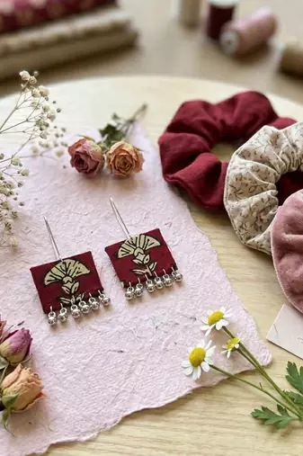 Maroon color handcraft earrings