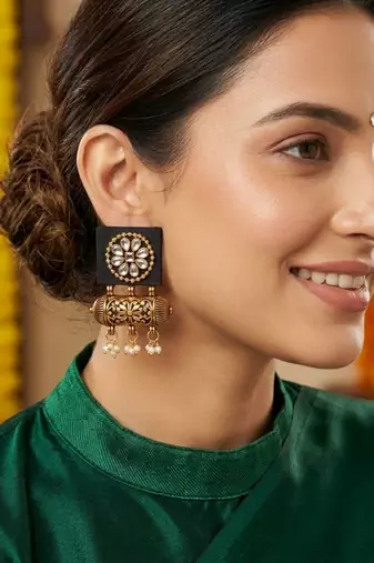 Black color handcraft earrings