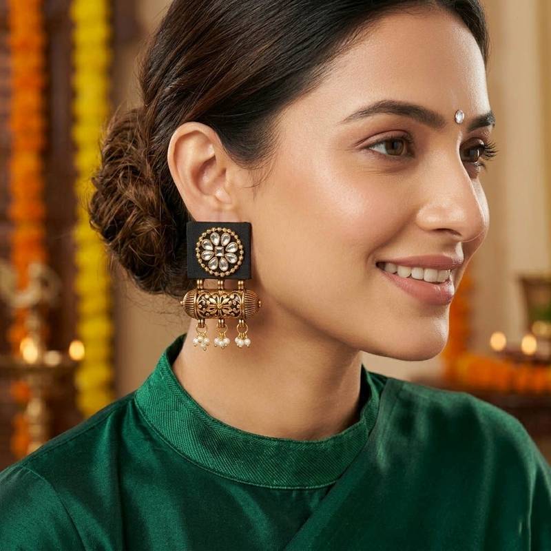 Black color handcraft earrings
