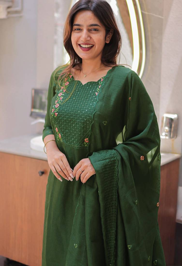 Green embroidered  vertical cotton straight kurti pant dupatta set