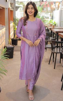 Lavendar embroidered  vertical cotton straight kurti pant dupatta set 1