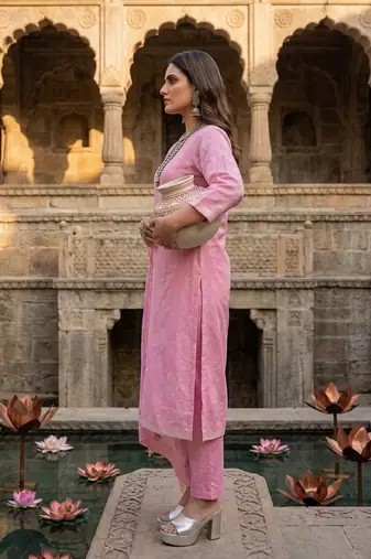 Pink jaquard pure cotton straight kurti pant dupatta set