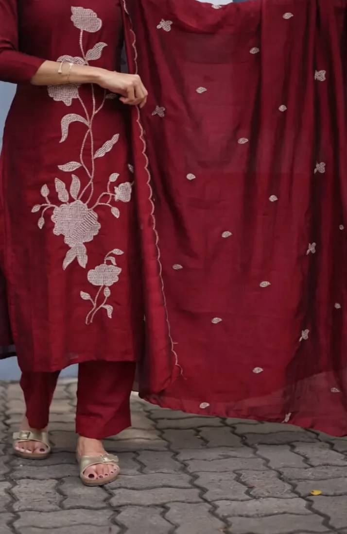 Maroon embroidered  vertical cotton straight kurti pant dupatta set