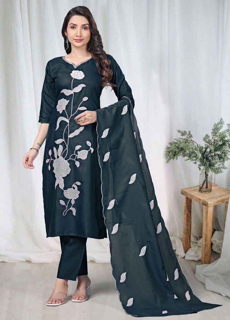 Morpich embroidered  vertical cotton straight kurti pant dupatta set