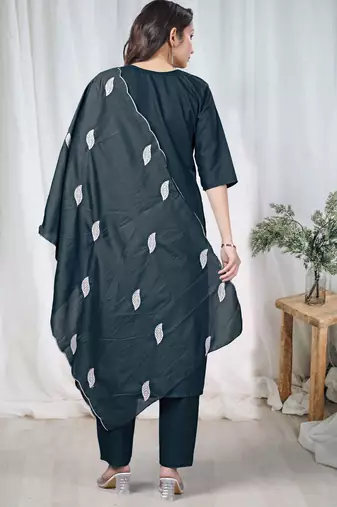 Morpich embroidered  vertical cotton straight kurti pant dupatta set