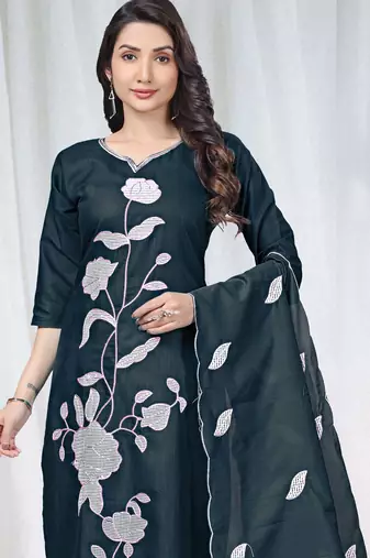 Morpich embroidered  vertical cotton straight kurti pant dupatta set