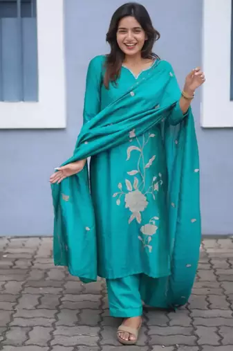 Sky blue embroidered vertical cotton straight kurti pant dupatta set