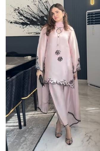 Baby pink embroidery crep full stitched farshi salwar