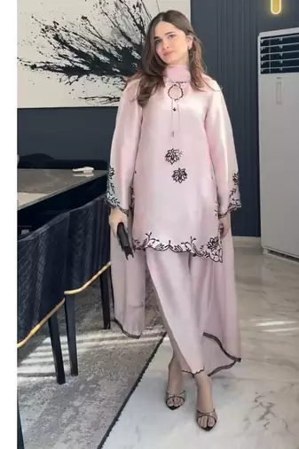Baby pink embroidery crep full stitched farshi salwar