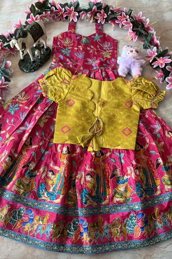 Designer viscose natural crepe position with kalamkari work gown koti