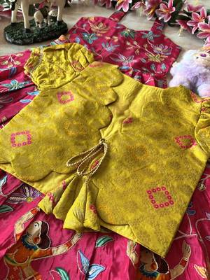Designer viscose natural crepe position with kalamkari work gown koti 4