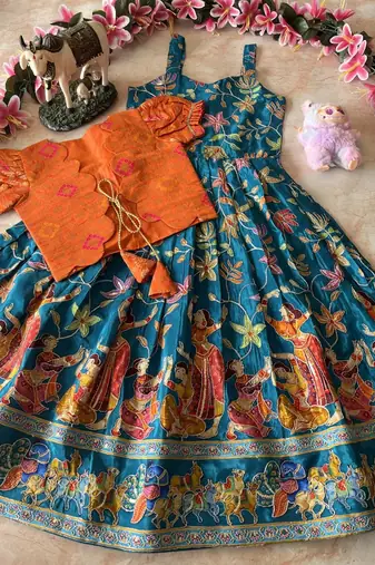 Designer viscose natural crepe position with kalamkari work gown koti