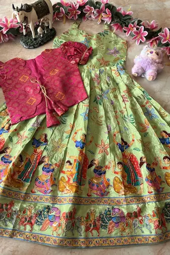 Designer viscose natural crepe position with kalamkari work gown koti