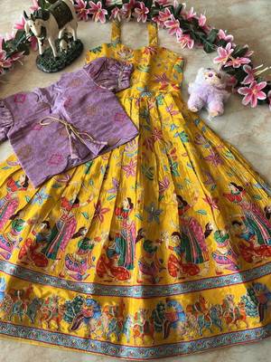 Designer viscose natural crepe position with kalamkari work gown koti 2