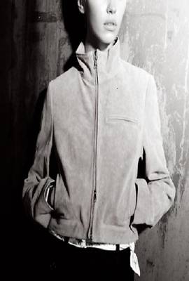 women's beige sheepskin leather jacket classic zip up style 3