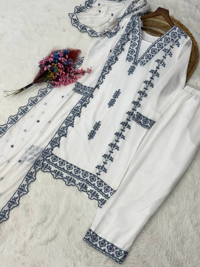 New  trendy embroidered cotton thread work kurta set