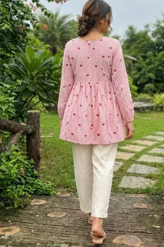 Women's casual heart print flared short kurti pant set