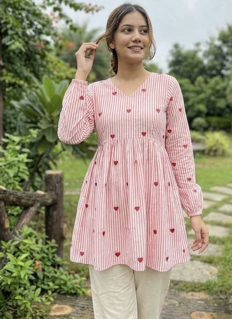 Women's casual heart print flared short kurti  pant set