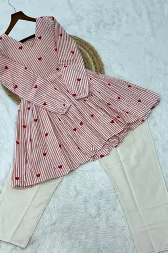 Women's casual heart print flared short kurti pant set