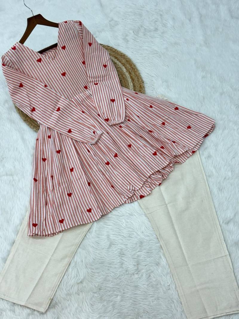Women's casual heart print flared short kurti  pant set