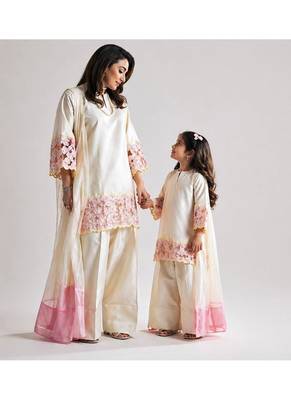 Off white embroidery crep farshi salwar 2