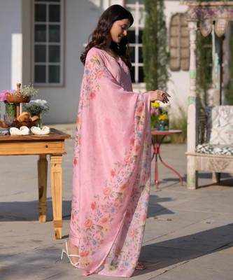 baby pink chanderi embroidered ethnic suit set with floral printed dupatta 3
