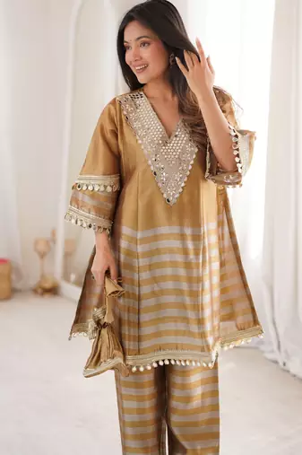  two-tone tissue kurti palazzo set with mirror work & batwa