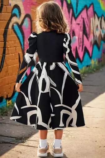 Black & white printed cotton blend casual flared kids midi dress