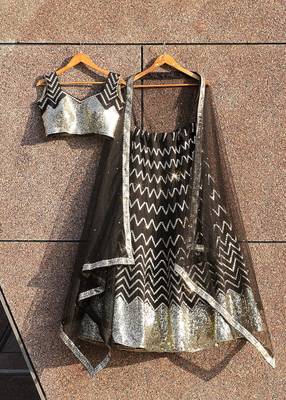 BLACK EMBROIDERED GEORGETTE HIT DEISGN LEHENGA CHOLI WITH DUPATTA 3