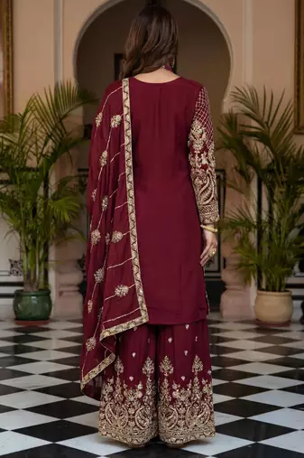wear sharara with heavy border dupatta set