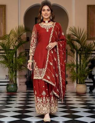 wear sharara with heavy border dupatta set 2