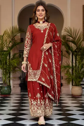 wear sharara with heavy border dupatta set