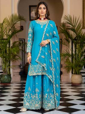 wear sharara with heavy border dupatta set 1