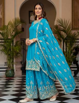 wear sharara with heavy border dupatta set 3