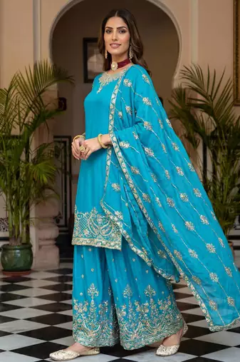 wear sharara with heavy border dupatta set