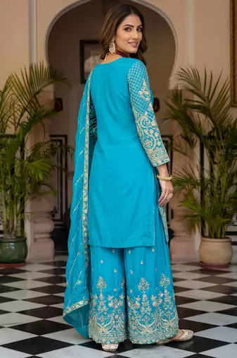 wear sharara with heavy border dupatta set