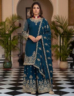 wear sharara with heavy border dupatta set 1