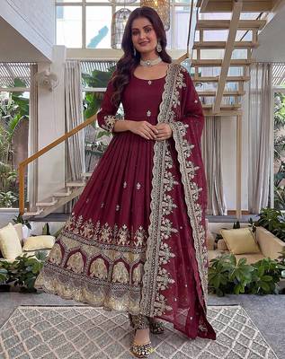 wedding wear embroidered anarkali set 1