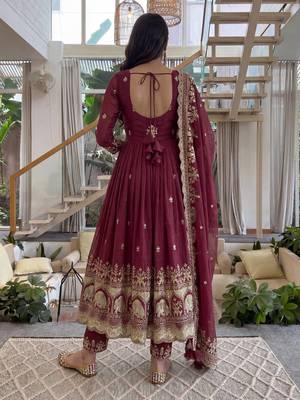 wedding wear embroidered anarkali set 3