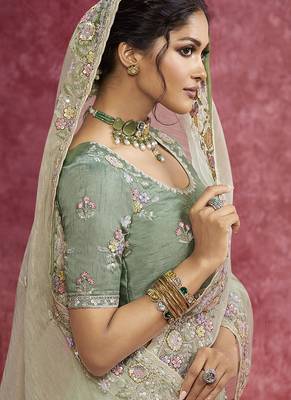 Pista green faux tissue embroidered work saree 2