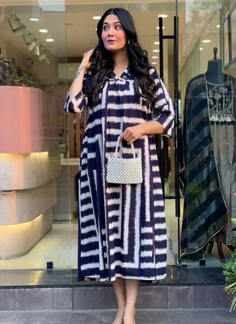 Floral printed cotton v neck navy-blue dress