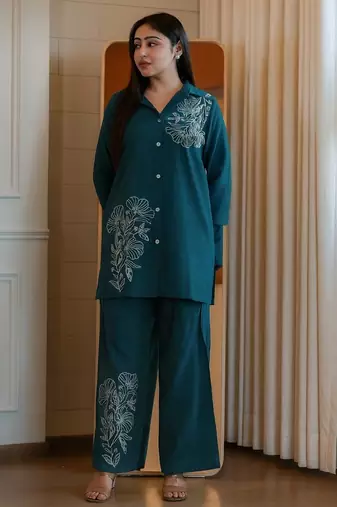 Floral embroidered cotton collar neck green co-ord set