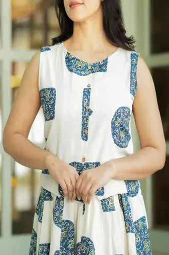 Floral printed cotton round neck white co-ord set