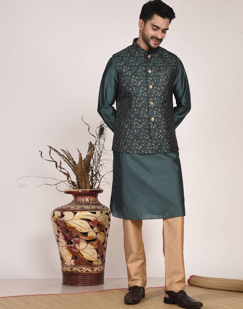 Men's woven design  jacquard kurta jacket set