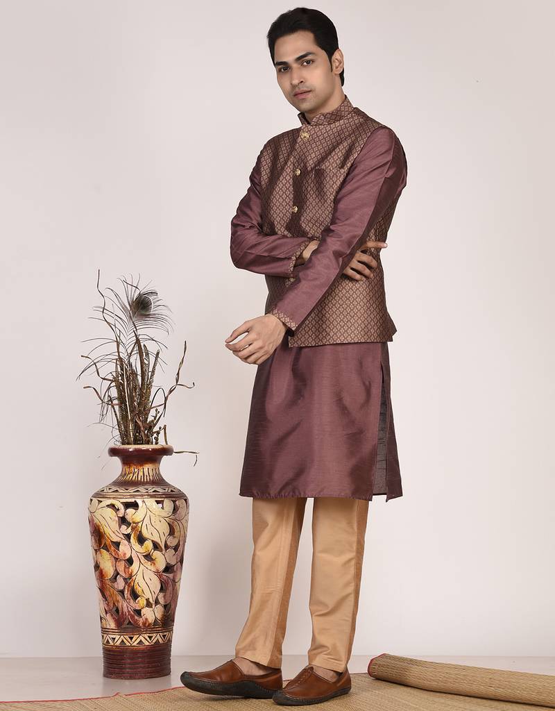 Men's woven design  jacquard kurta jacket set