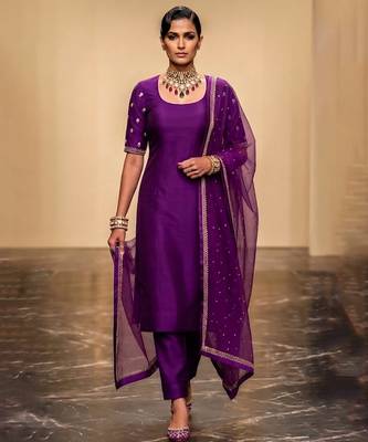 Purple embroidered dupion silk kurta set 1
