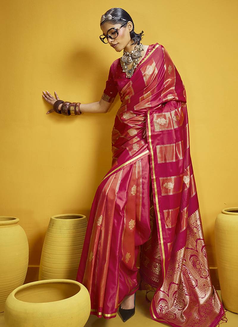 Red color satin silk blend handloom weaving saree