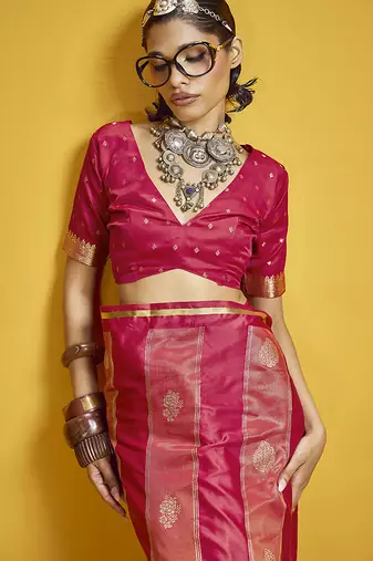 Red color satin silk blend handloom weaving saree